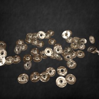 Metallinen tuikunsydäntuki