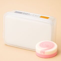 Saippuamassa - Swirl W - valkoinen