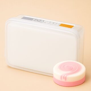 Saippuamassa - Swirl W - valkoinen