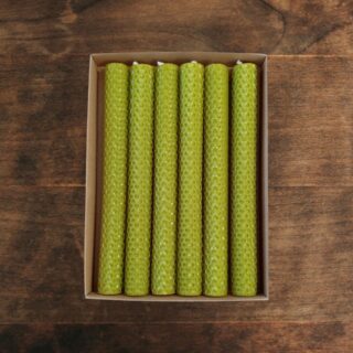 Mehiläisvahakynttilä 6 kpl - Oliivi